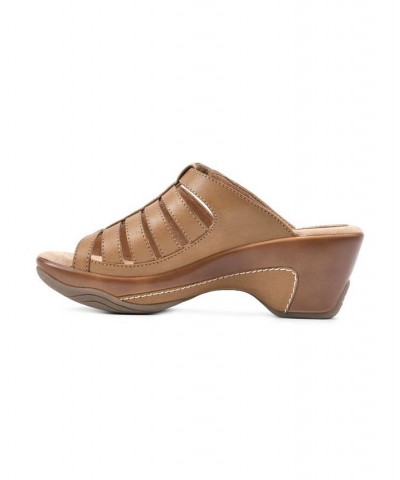 Women's Valencia Clog Sandals PD02 $38.71 Shoes